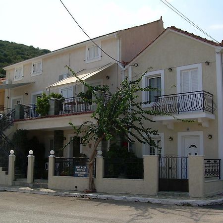 Starvillas Apartments And Studios Agia Efimia Exteriér fotografie